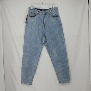 Dr. Denim Nora Plus Light Retro Regular Mom Jeans Sky High Plus Size 16